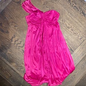Adriana Papell • Fuchsia one-shoulder dress